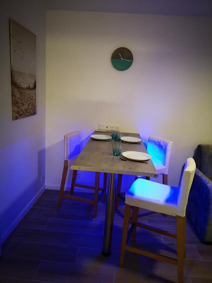 Appartement Avec Piscine Et Garage Proche Plage Et Commerces La Seyne-sur-Mer Luaran gambar